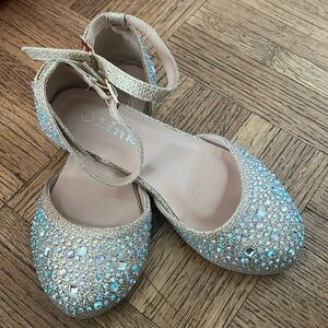 Size 11 sparkly dress shoes